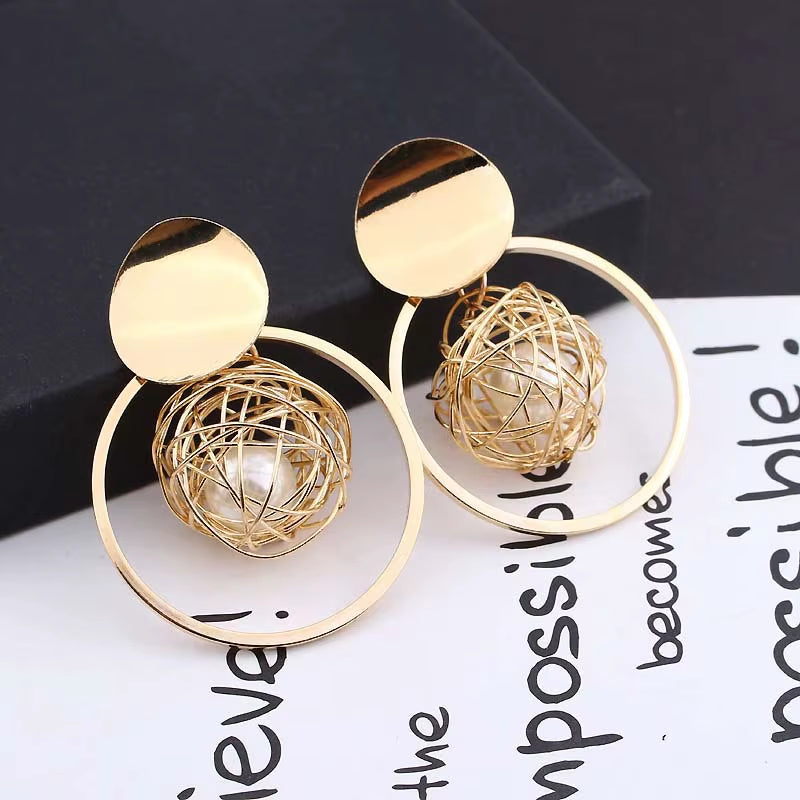 Exquisite Simulated Pearl Stud Earrings Fashion Long Statement Earrings for Womenn Party Wedding Female Jewelry Gift